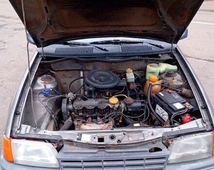 Серый Опель Кадет, объемом двигателя 1.3 л и пробегом 0 тыс. км за 1100 $, фото 3 на Automoto.ua