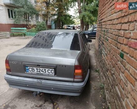 Серый Опель Кадет, объемом двигателя 1.3 л и пробегом 120 тыс. км за 1500 $, фото 8 на Automoto.ua