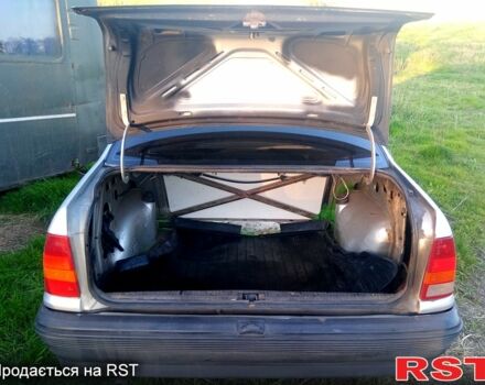 Серый Опель Кадет, объемом двигателя 14 л и пробегом 64 тыс. км за 1200 $, фото 9 на Automoto.ua