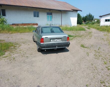 Серый Опель Кадет, объемом двигателя 1.4 л и пробегом 828 тыс. км за 750 $, фото 4 на Automoto.ua