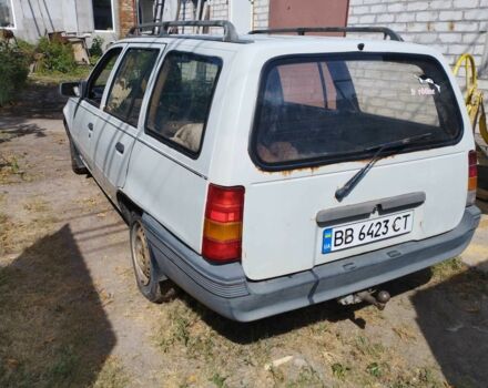 Серый Опель Кадет, объемом двигателя 1.8 л и пробегом 200 тыс. км за 600 $, фото 7 на Automoto.ua