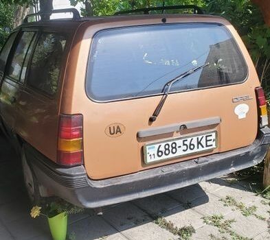 Серый Опель Кадет, объемом двигателя 1.3 л и пробегом 38 тыс. км за 679 $, фото 1 на Automoto.ua