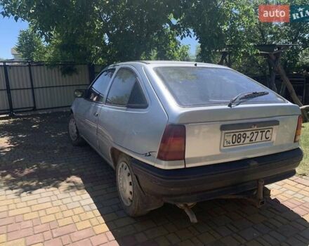 Серый Опель Кадет, объемом двигателя 1.6 л и пробегом 100 тыс. км за 900 $, фото 2 на Automoto.ua