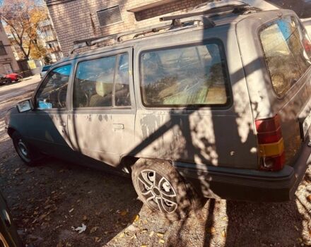 Серый Опель Кадет, объемом двигателя 1.3 л и пробегом 250 тыс. км за 430 $, фото 3 на Automoto.ua