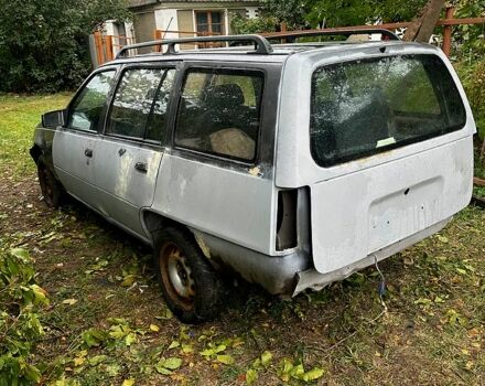 Сірий Опель Кадет, об'ємом двигуна 1.6 л та пробігом 111 тис. км за 350 $, фото 3 на Automoto.ua