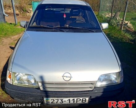 Сірий Опель Кадет, об'ємом двигуна 1.2 л та пробігом 0 тис. км за 850 $, фото 1 на Automoto.ua