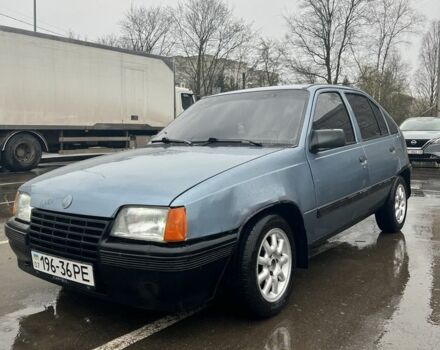 Сірий Опель Кадет, об'ємом двигуна 1.4 л та пробігом 35 тис. км за 1300 $, фото 1 на Automoto.ua