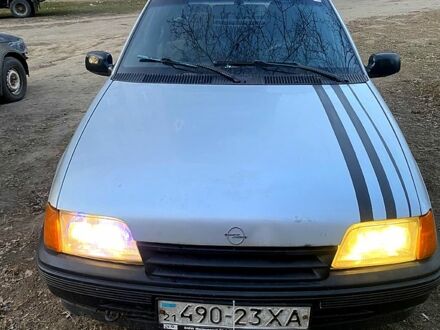 Опель Кадет 1985 у Краматорске на Automoto.ua Сірий Опель Кадет, об'ємом двигуна 13 л та пробігом 300 тис. км за 720 $, фото 1 на Automoto.ua