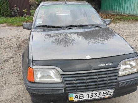 Опель Кадет 1987 в Виннице на Automoto.ua Серый Опель Кадет, объемом двигателя 1.3 л и пробегом 315 тыс. км за 1000 $, фото 1 на Automoto.ua