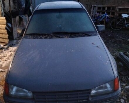 Сірий Опель Кадет, об'ємом двигуна 1.8 л та пробігом 889 тис. км за 550 $, фото 1 на Automoto.ua