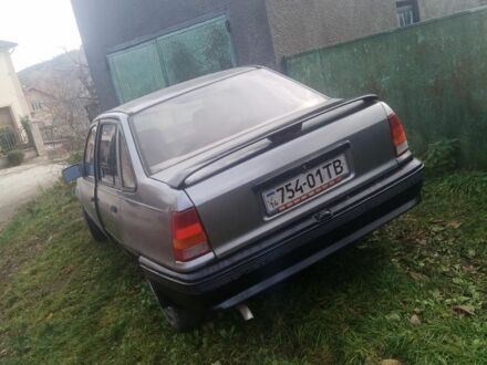 Сірий Опель Кадет, об'ємом двигуна 5 л та пробігом 1 тис. км за 650 $, фото 1 на Automoto.ua