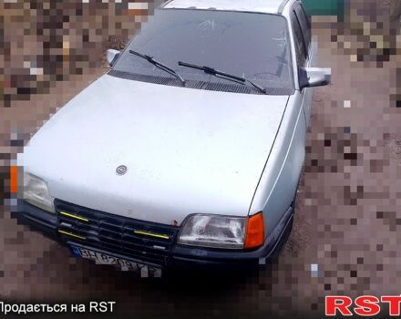 Сірий Опель Кадет, об'ємом двигуна 1.3 л та пробігом 66 тис. км за 800 $, фото 1 на Automoto.ua