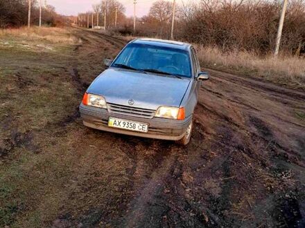 Опель Кадет 1988 в Васильковке на Automoto.ua Серый Опель Кадет, объемом двигателя 1.3 л и пробегом 100 тыс. км за 900 $, фото 1 на Automoto.ua