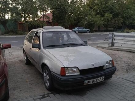 Сірий Опель Кадет, об'ємом двигуна 0 л та пробігом 90 тис. км за 401 $, фото 1 на Automoto.ua
