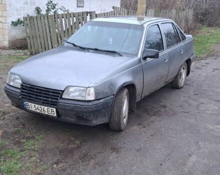 Серый Опель Кадет, объемом двигателя 1.6 л и пробегом 300 тыс. км за 1200 $, фото 1 на Automoto.ua