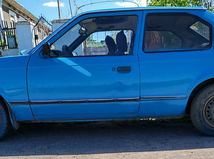 Синий Опель Кадет, объемом двигателя 1.3 л и пробегом 94 тыс. км за 700 $, фото 5 на Automoto.ua