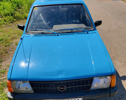 Синий Опель Кадет, объемом двигателя 1.3 л и пробегом 94 тыс. км за 700 $, фото 1 на Automoto.ua