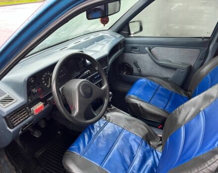 Синий Опель Кадет, объемом двигателя 1.3 л и пробегом 230 тыс. км за 1450 $, фото 6 на Automoto.ua