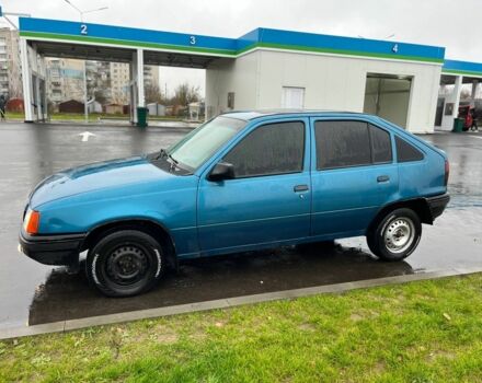 Синий Опель Кадет, объемом двигателя 1.3 л и пробегом 230 тыс. км за 1450 $, фото 4 на Automoto.ua