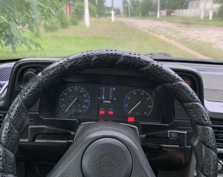 Синий Опель Кадет, объемом двигателя 1.4 л и пробегом 2 тыс. км за 1200 $, фото 3 на Automoto.ua