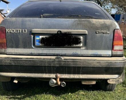 Синий Опель Кадет, объемом двигателя 1.4 л и пробегом 300 тыс. км за 800 $, фото 2 на Automoto.ua