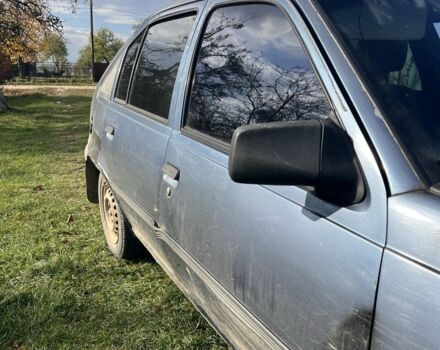 Синий Опель Кадет, объемом двигателя 1.4 л и пробегом 300 тыс. км за 800 $, фото 3 на Automoto.ua