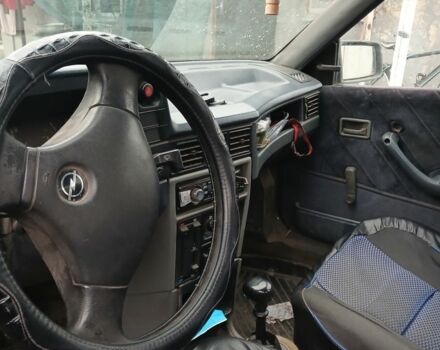 Синий Опель Кадет, объемом двигателя 0 л и пробегом 208 тыс. км за 356 $, фото 1 на Automoto.ua