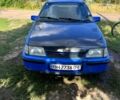 Синий Опель Кадет, объемом двигателя 2 л и пробегом 250 тыс. км за 950 $, фото 1 на Automoto.ua