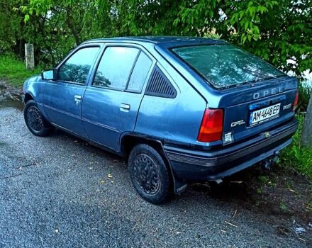 Синий Опель Кадет, объемом двигателя 1.3 л и пробегом 114 тыс. км за 650 $, фото 1 на Automoto.ua