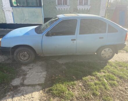 Синий Опель Кадет, объемом двигателя 1.3 л и пробегом 999 тыс. км за 358 $, фото 1 на Automoto.ua