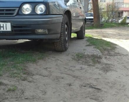 Синий Опель Кадет, объемом двигателя 0 л и пробегом 54 тыс. км за 1500 $, фото 4 на Automoto.ua