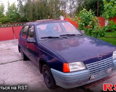 Синий Опель Кадет, объемом двигателя 1.6 л и пробегом 400 тыс. км за 1100 $, фото 1 на Automoto.ua