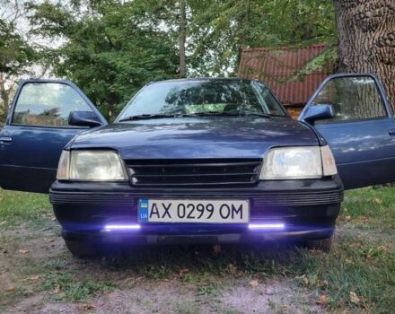 Синий Опель Кадет, объемом двигателя 1.4 л и пробегом 399 тыс. км за 1100 $, фото 6 на Automoto.ua