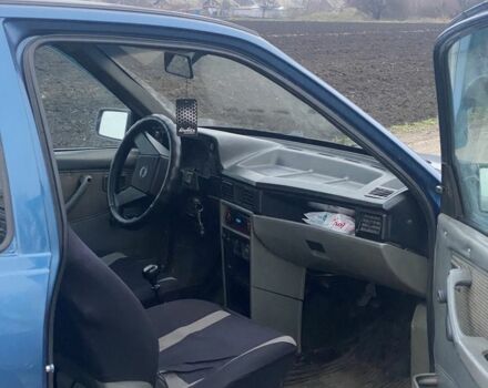 Синій Опель Кадет, об'ємом двигуна 1.3 л та пробігом 85 тис. км за 900 $, фото 7 на Automoto.ua