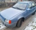 Синий Опель Кадет, объемом двигателя 1.6 л и пробегом 120 тыс. км за 1278 $, фото 1 на Automoto.ua
