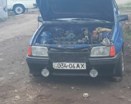 Синій Опель Кадет, об'ємом двигуна 1.3 л та пробігом 100 тис. км за 710 $, фото 2 на Automoto.ua