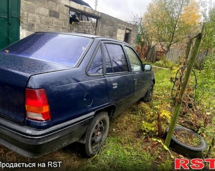 Синий Опель Кадет, объемом двигателя 1.3 л и пробегом 300 тыс. км за 1000 $, фото 6 на Automoto.ua