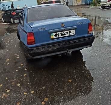 Синий Опель Кадет, объемом двигателя 1.35 л и пробегом 196 тыс. км за 850 $, фото 3 на Automoto.ua