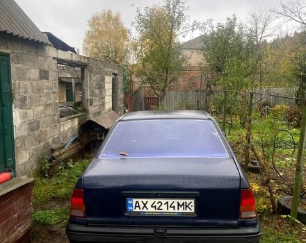 Синий Опель Кадет, объемом двигателя 1.3 л и пробегом 300 тыс. км за 1000 $, фото 5 на Automoto.ua