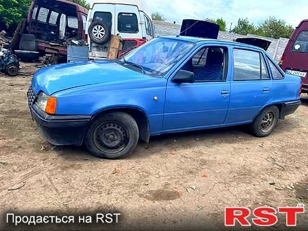 Синий Опель Кадет, объемом двигателя 1.3 л и пробегом 0 тыс. км за 1200 $, фото 1 на Automoto.ua