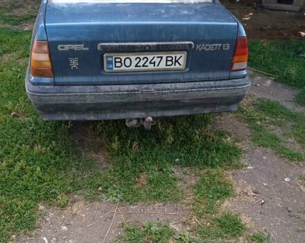 Синий Опель Кадет, объемом двигателя 1.3 л и пробегом 350 тыс. км за 950 $, фото 4 на Automoto.ua