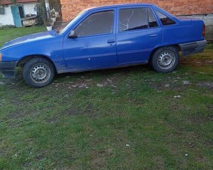 Синій Опель Кадет, об'ємом двигуна 1.3 л та пробігом 1 тис. км за 300 $, фото 2 на Automoto.ua