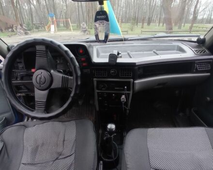 Синий Опель Кадет, объемом двигателя 0 л и пробегом 585 тыс. км за 1300 $, фото 4 на Automoto.ua