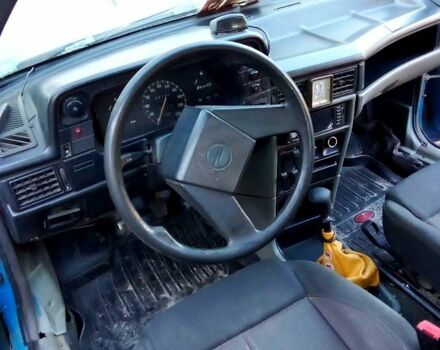 Синий Опель Кадет, объемом двигателя 1.2 л и пробегом 0 тыс. км за 850 $, фото 5 на Automoto.ua