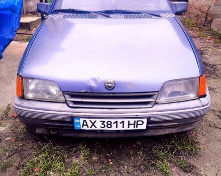 Синий Опель Кадет, объемом двигателя 1.3 л и пробегом 0 тыс. км за 590 $, фото 5 на Automoto.ua