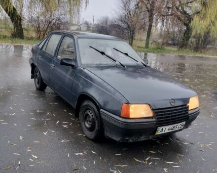 Синій Опель Кадет, об'ємом двигуна 1.3 л та пробігом 300 тис. км за 804 $, фото 1 на Automoto.ua