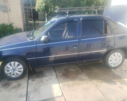 Синий Опель Кадет, объемом двигателя 1.3 л и пробегом 300 тыс. км за 800 $, фото 2 на Automoto.ua