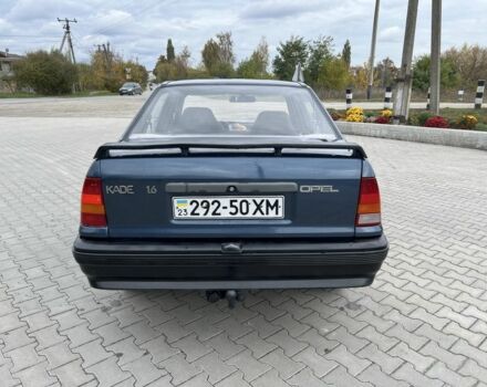 Синий Опель Кадет, объемом двигателя 1.6 л и пробегом 220 тыс. км за 950 $, фото 3 на Automoto.ua
