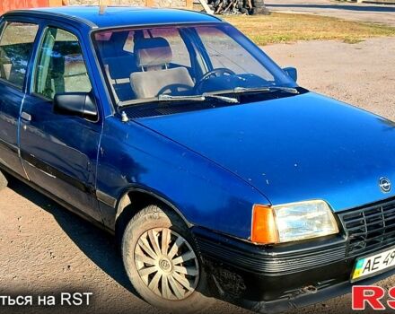Синий Опель Кадет, объемом двигателя 1.3 л и пробегом 174 тыс. км за 760 $, фото 3 на Automoto.ua