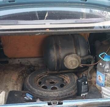 Синий Опель Кадет, объемом двигателя 1.6 л и пробегом 330 тыс. км за 400 $, фото 2 на Automoto.ua